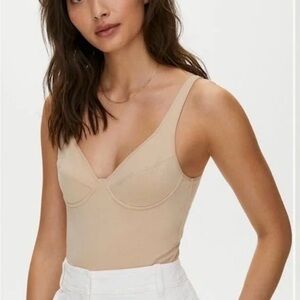 Group Babaton Aritzia Skylark Sexy Plunge Neck Fitted Contour Bodysuit in Honey